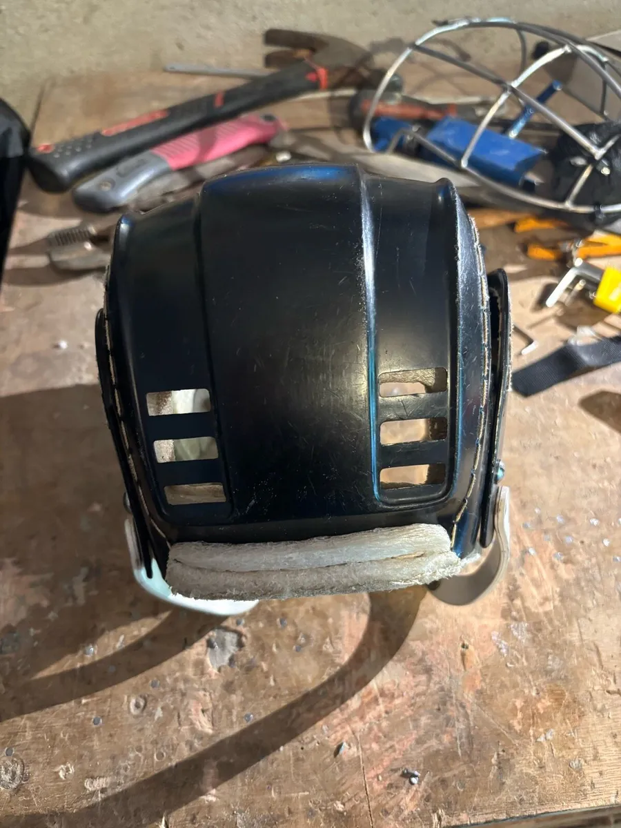 Cooper sk100 jnr hurling helmet - Image 4