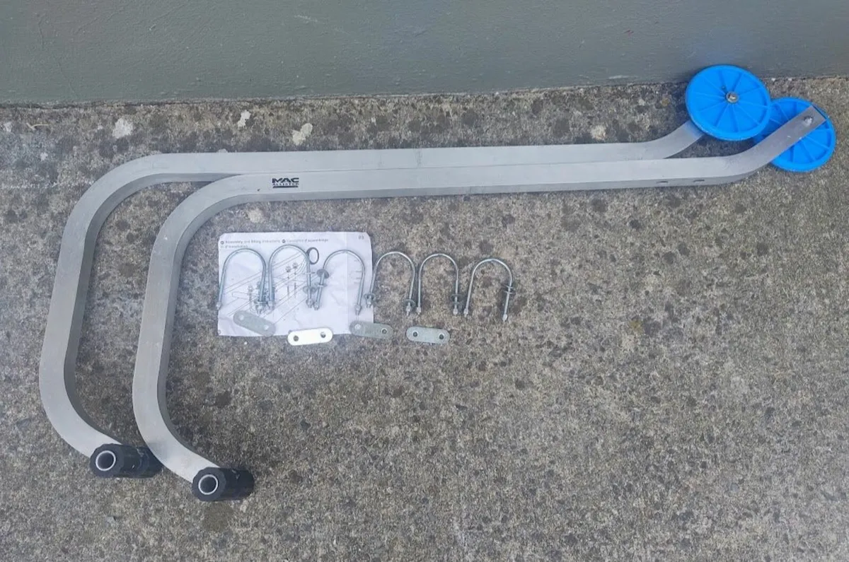 Mac Allister Ladder Roof Hooks
