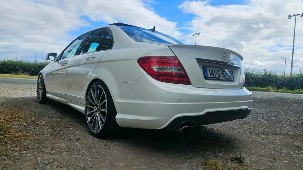 Mercedes Bens c220d NCT 8-26 - Image 3