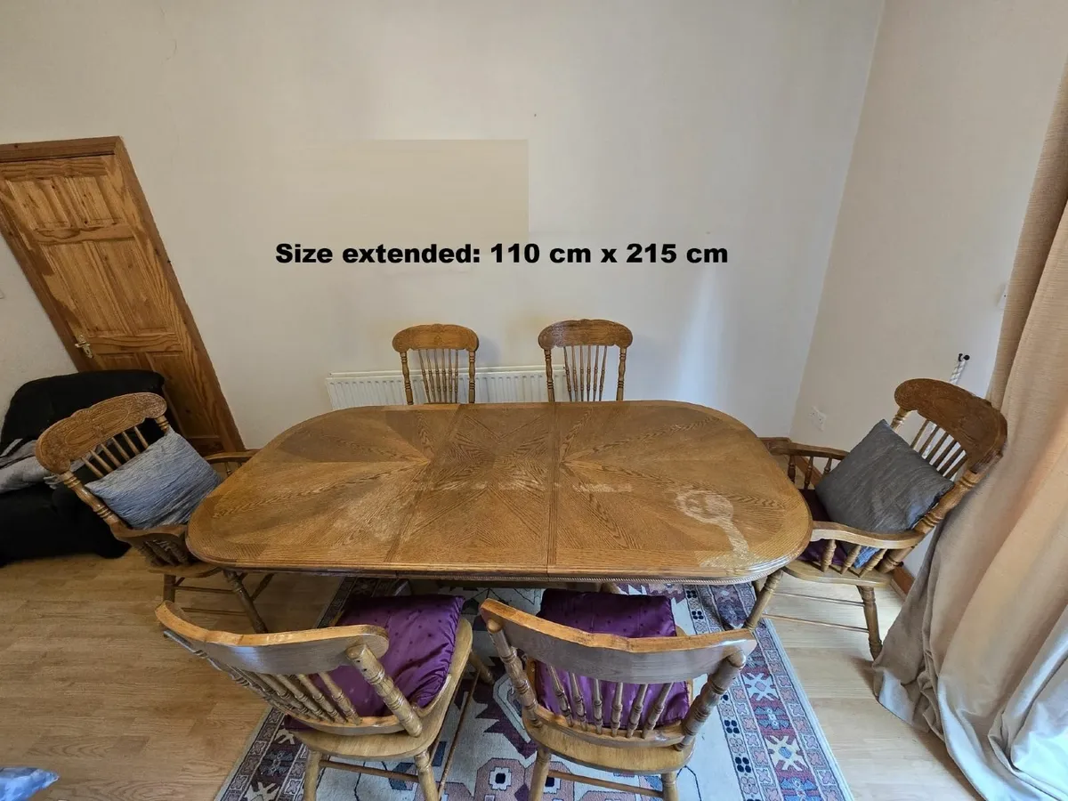 Extendable dining table and chairs set - Image 3