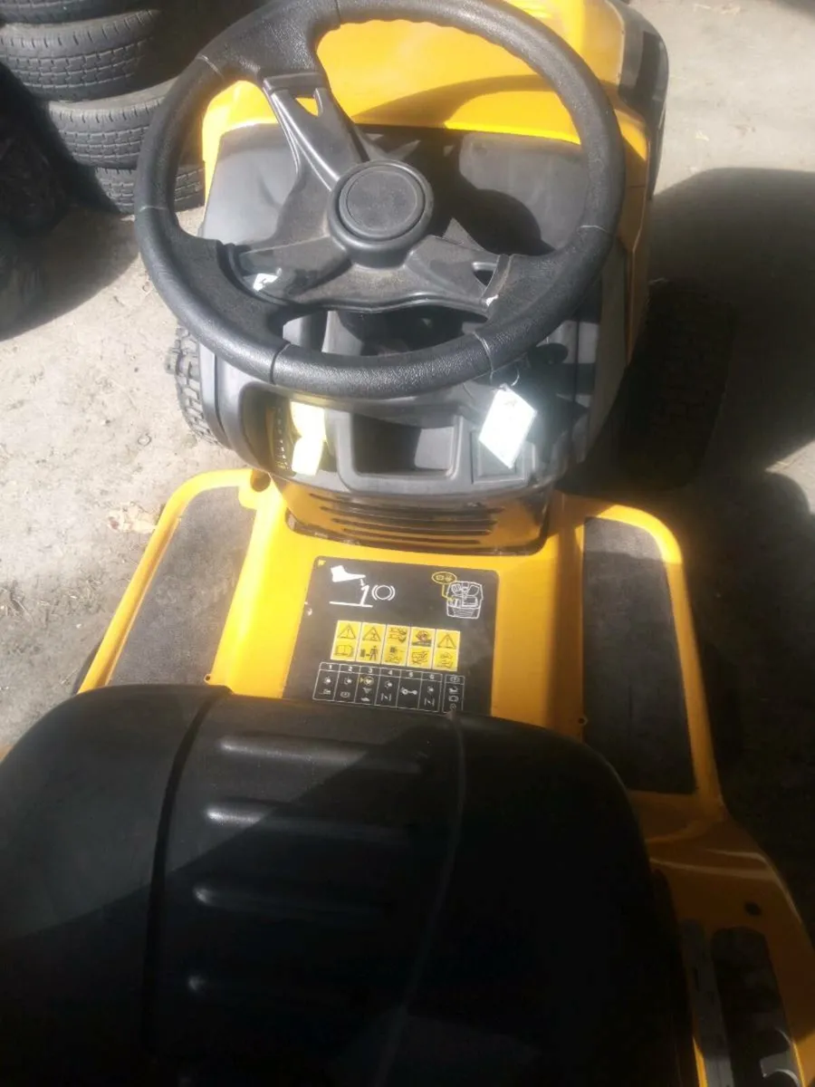 Ride on mower - Image 4