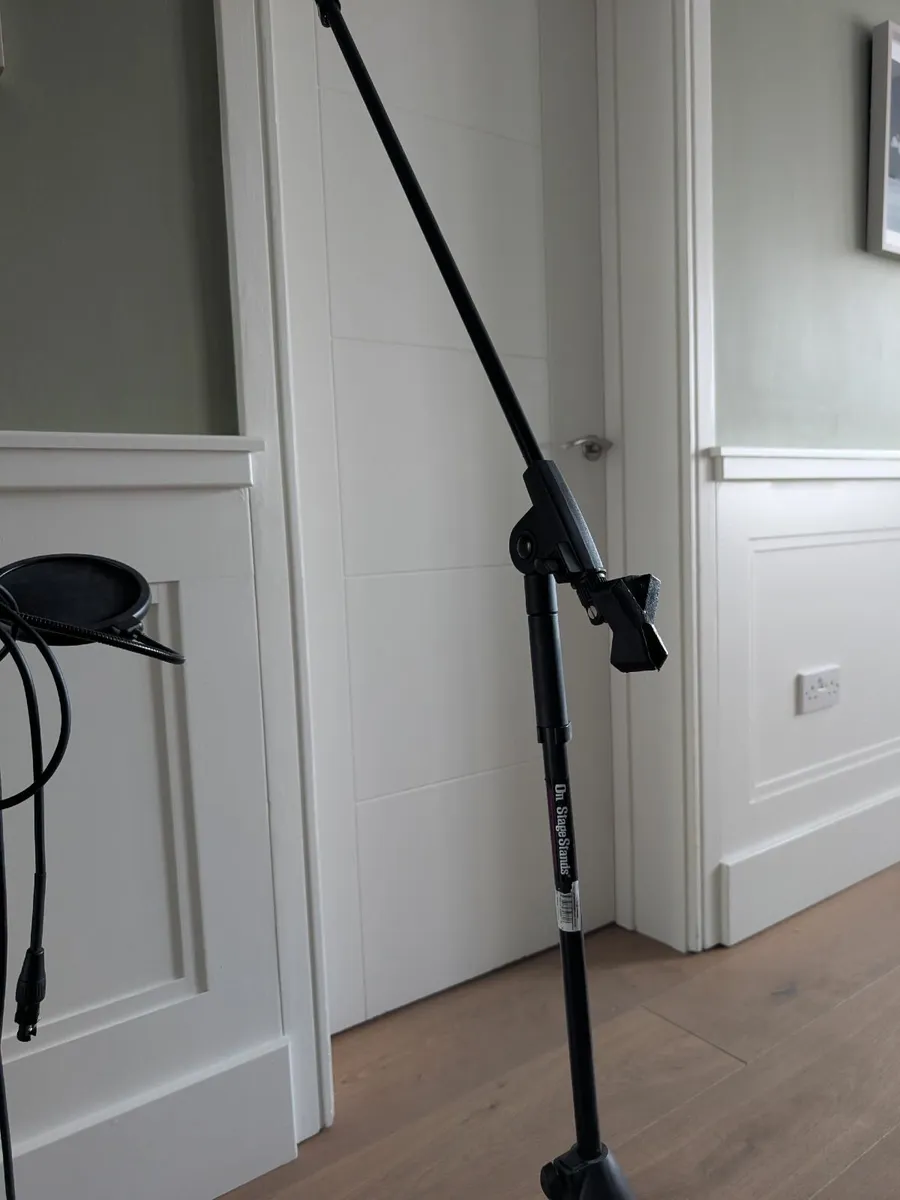 Audio interface, Microphone + 2 stands - Image 4
