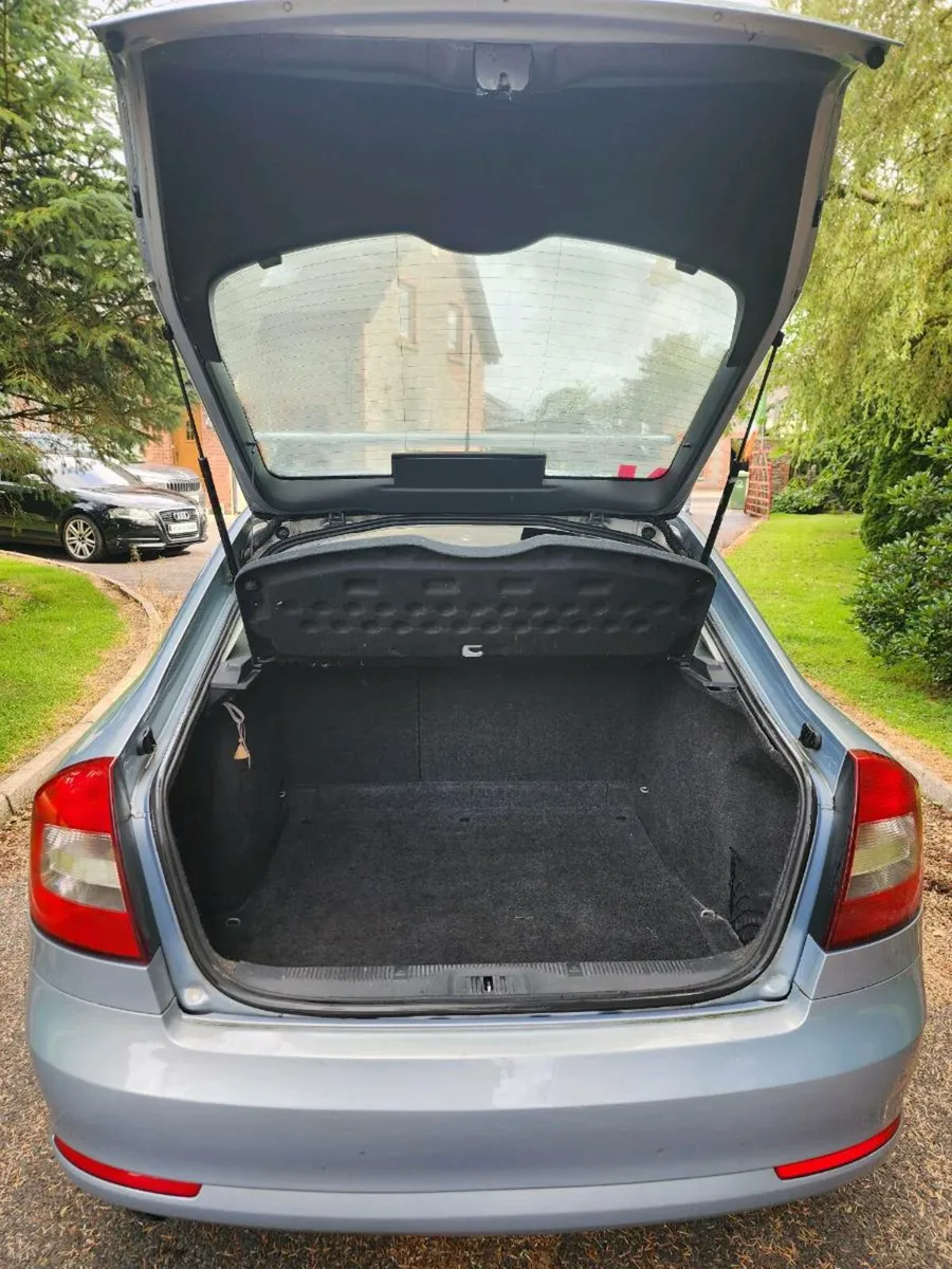 2010 skoda octavia - Image 4