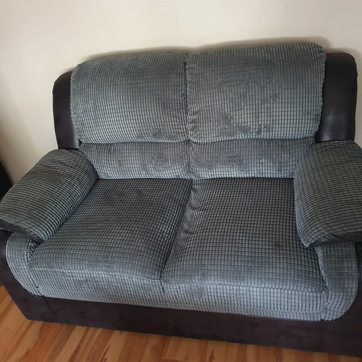Couch ×2 - Image 2