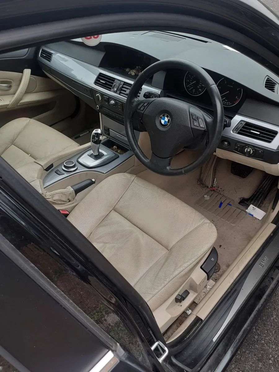 BMW 5-Series 2008 - Image 4