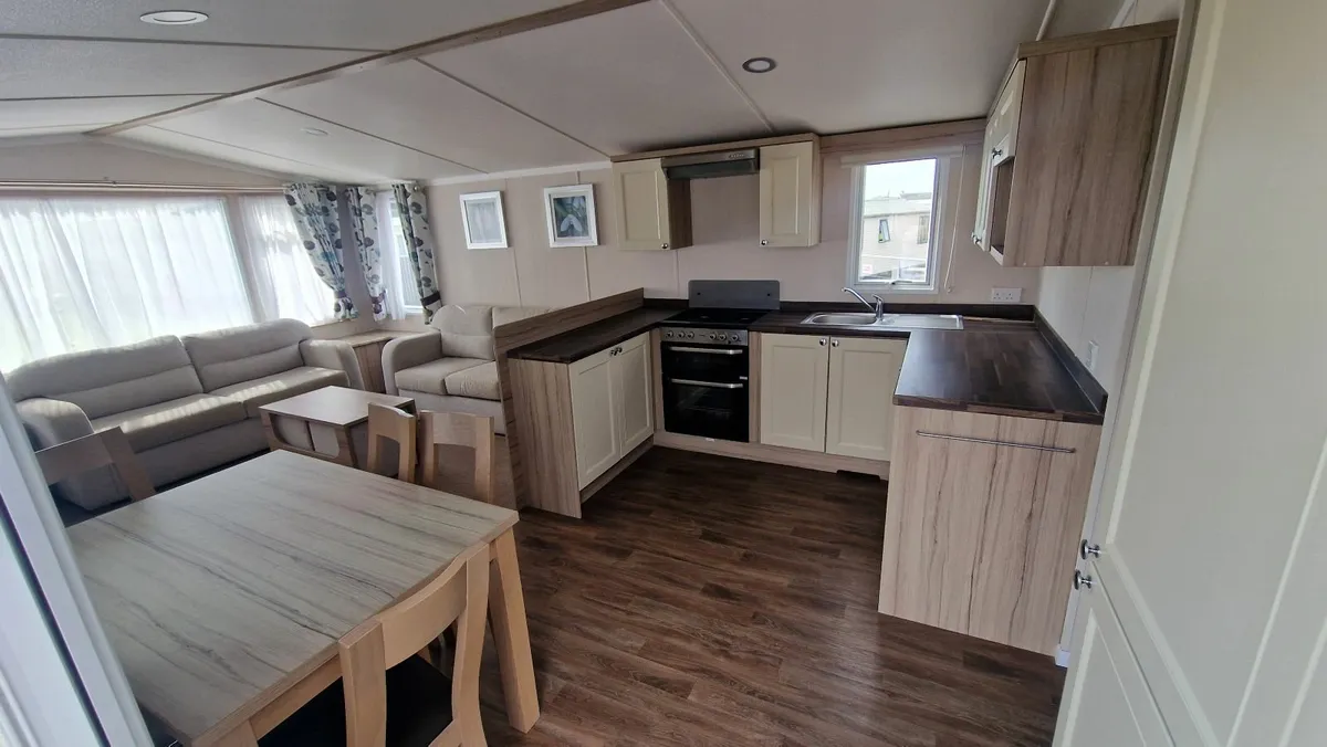 Mobile Home on Site in Lahinch - Image 2