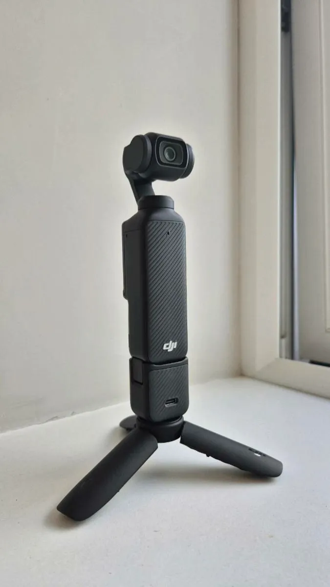 DJI Osmo Pocket 3 Creator Combo - Image 1