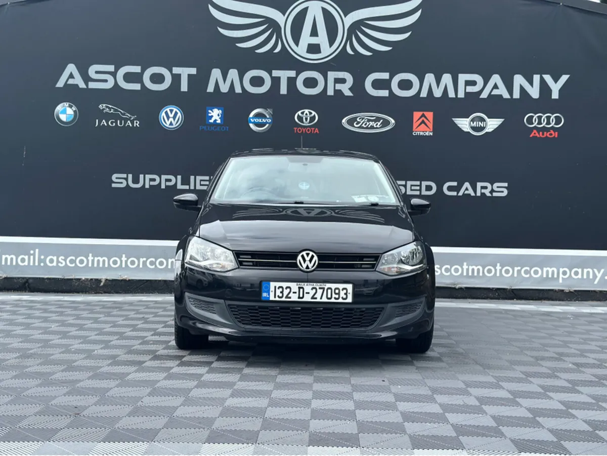 Volkswagen Polo Auto - Image 4