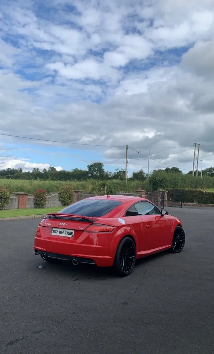 Audi TT 2015 - Image 2