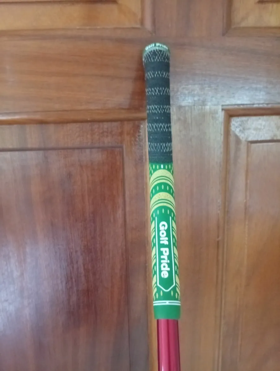 TaylorMade Team Tour Stealth + 9 deg Driver NEW - Image 4