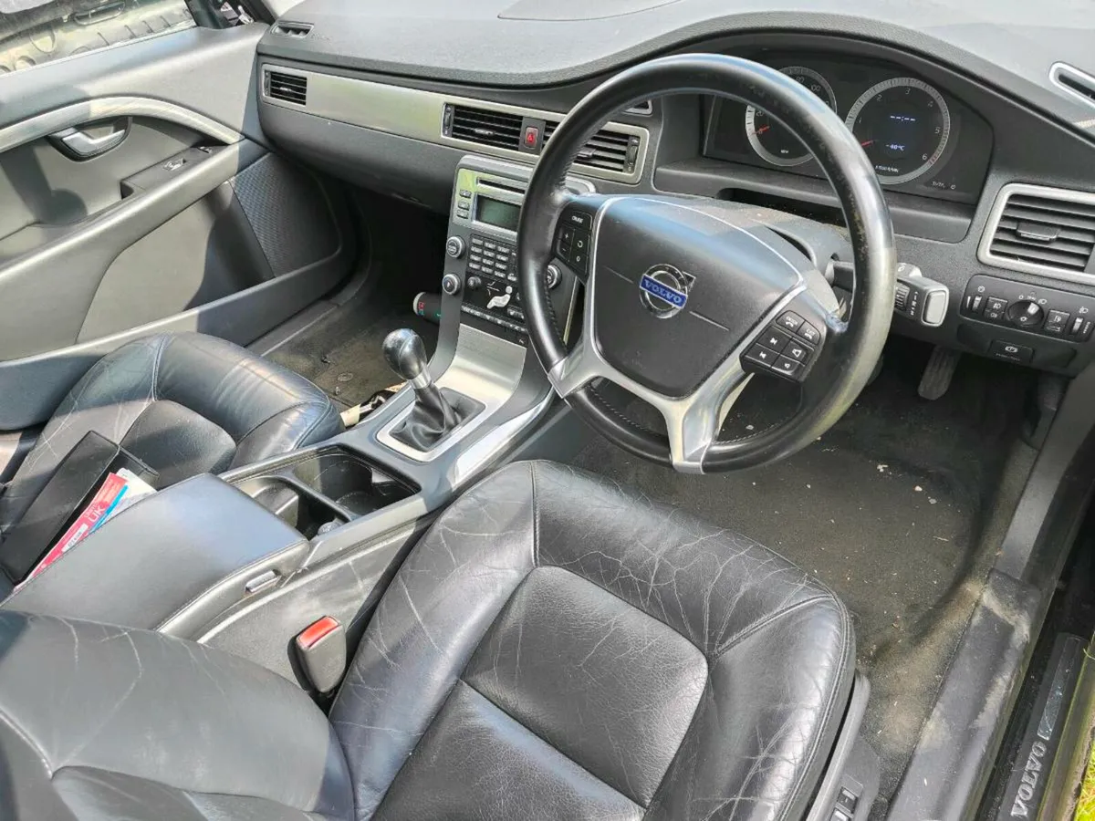 2009 volvo s80 parts - Image 2