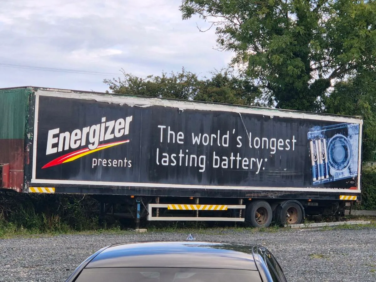 Storage container