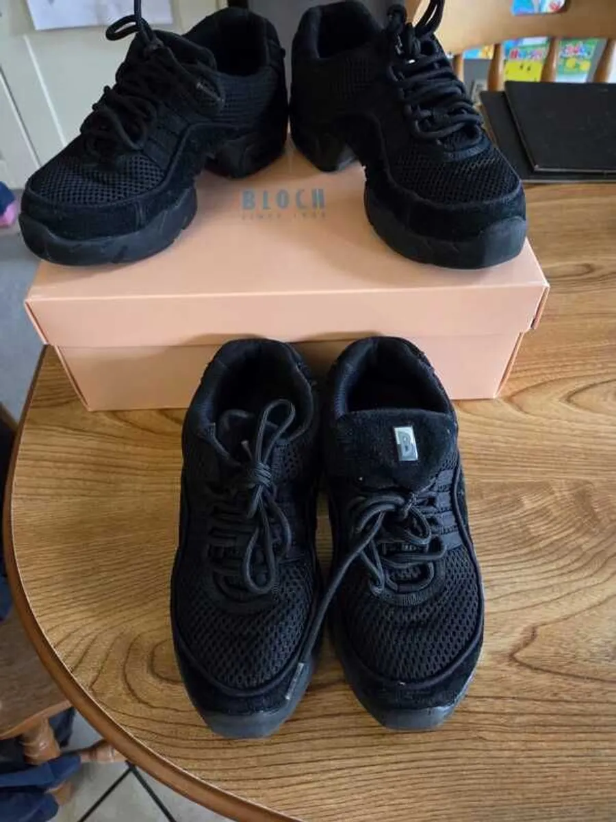 Bloch Dance Shoes - 2 pairs EU SIZE 34 (SIZE 2) & 36 (SIZE 3) - Image 1