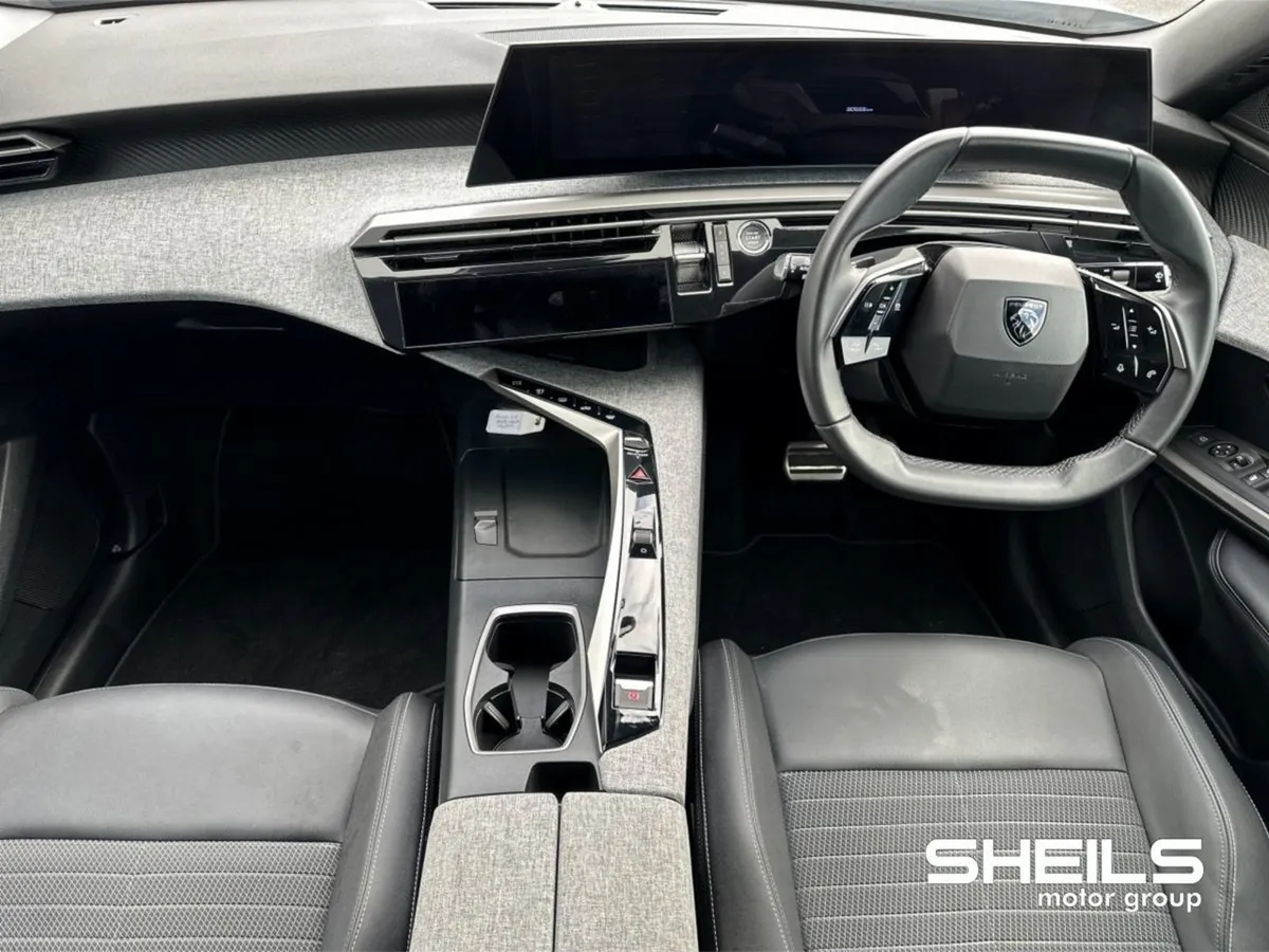 Peugeot 3008 Automatic 1.2 Petrol Hybrid Allure 1 - Image 3