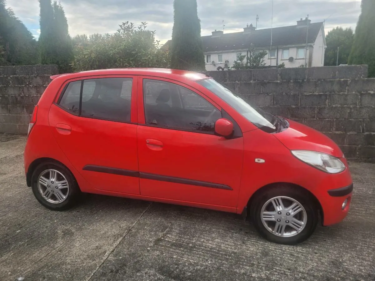 09 Hyundai i10 - Image 1