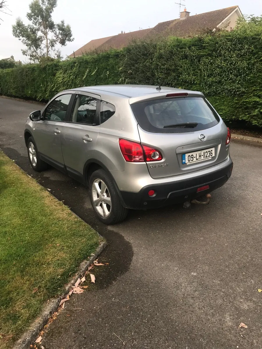 Car - Image 1