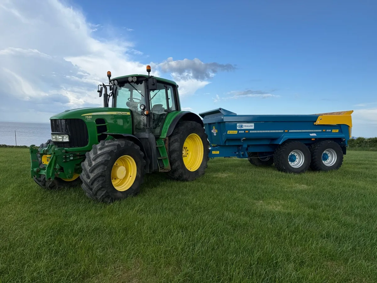 John Deere 7530 - Image 2