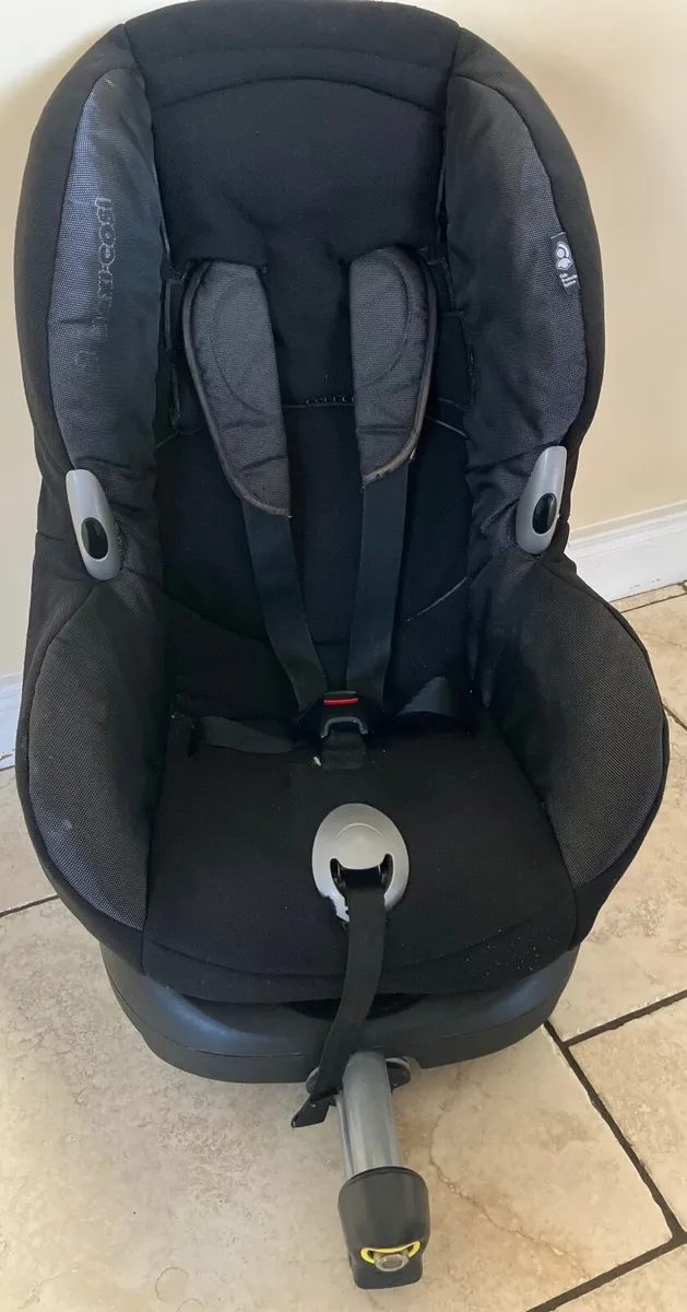 Maxi Cosi isofix Car seat - Image 1
