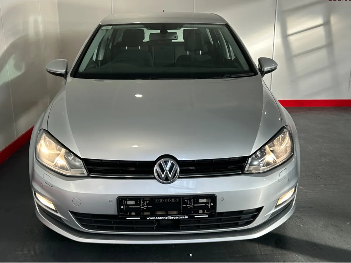 Volkswagen Golf 1.6 TDI MATCH EDITION BLUEMOTION 1 - Image 2