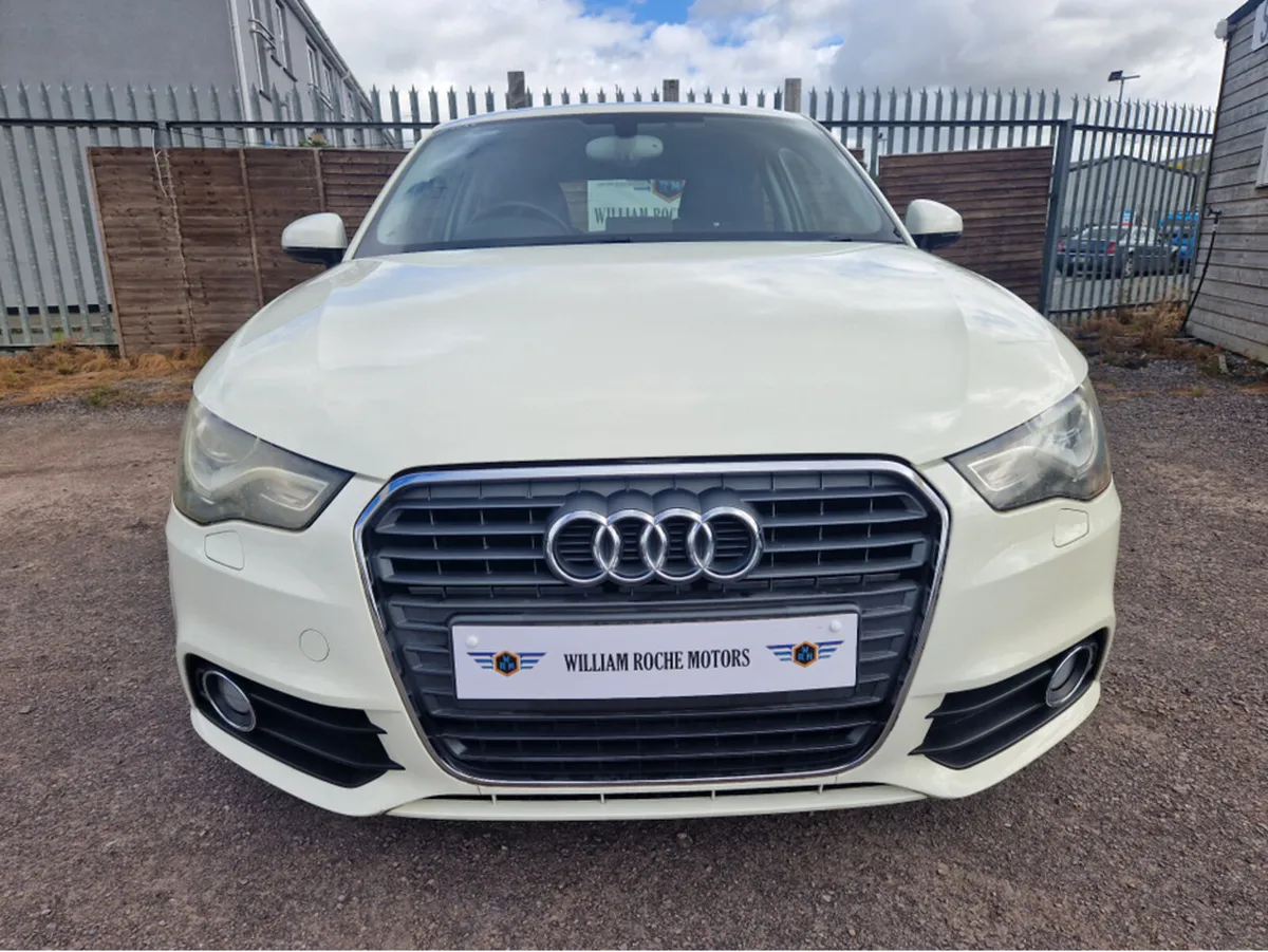 Audi A1 1.4 PETROL AUTO - Image 3