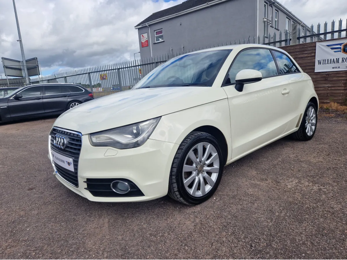 Audi A1 1.4 PETROL AUTO - Image 4