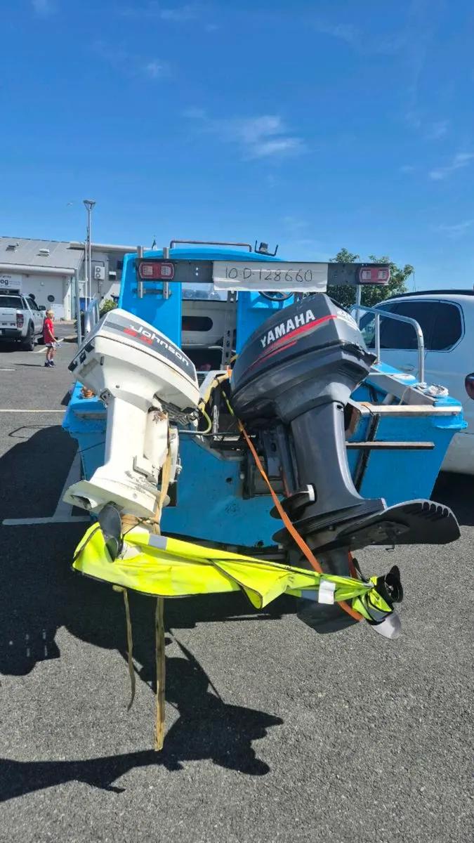 DORY PILOT 520 2 ENGINES - Image 4
