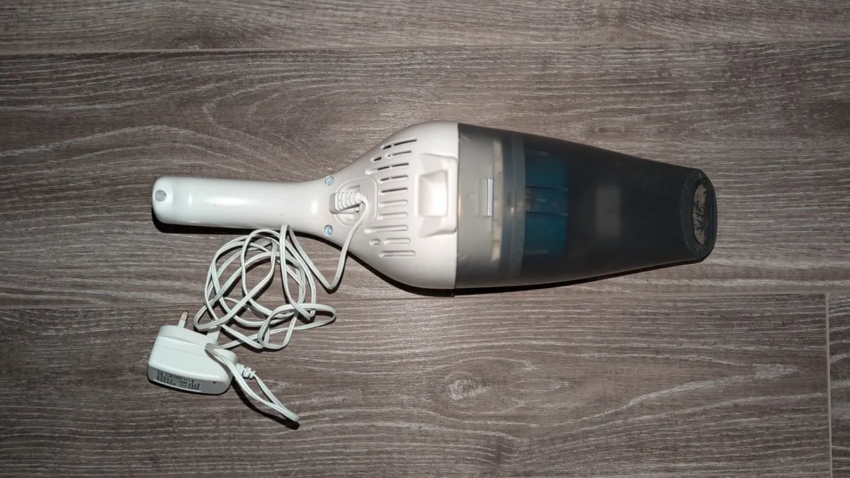 Handheld Vacuum Cleaner - Image 3