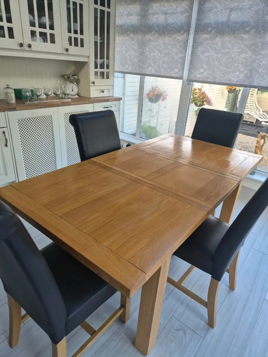 Oak Table with 4 leather and oak chairs - Image 1