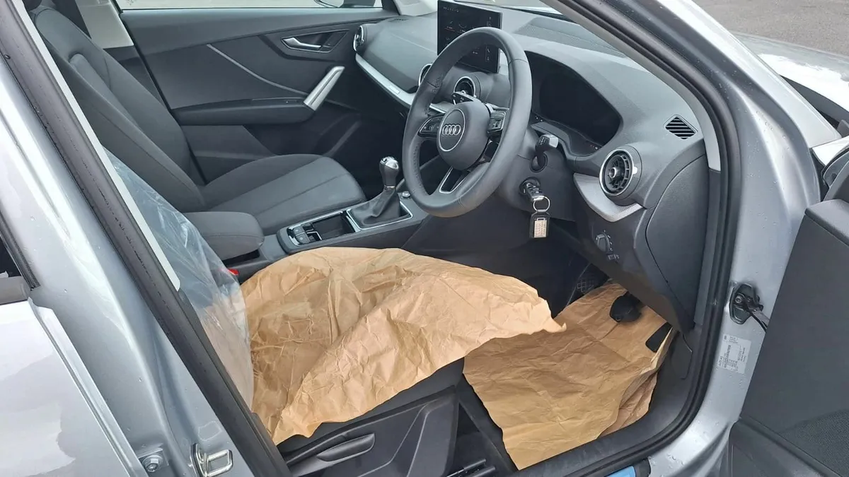 251 Audi Q2 30 TFSI 116HP SE - Image 2
