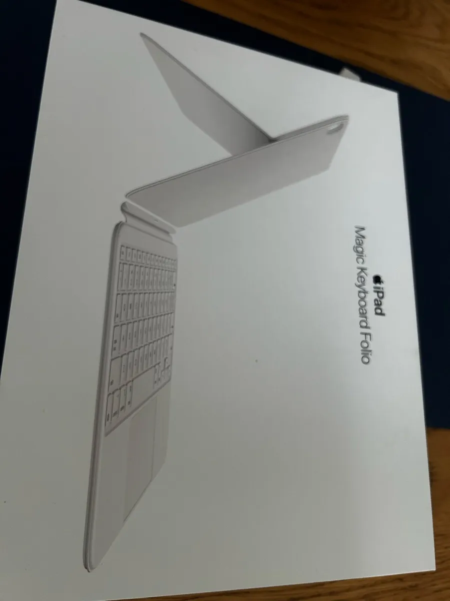 Apple keyboard - Image 1