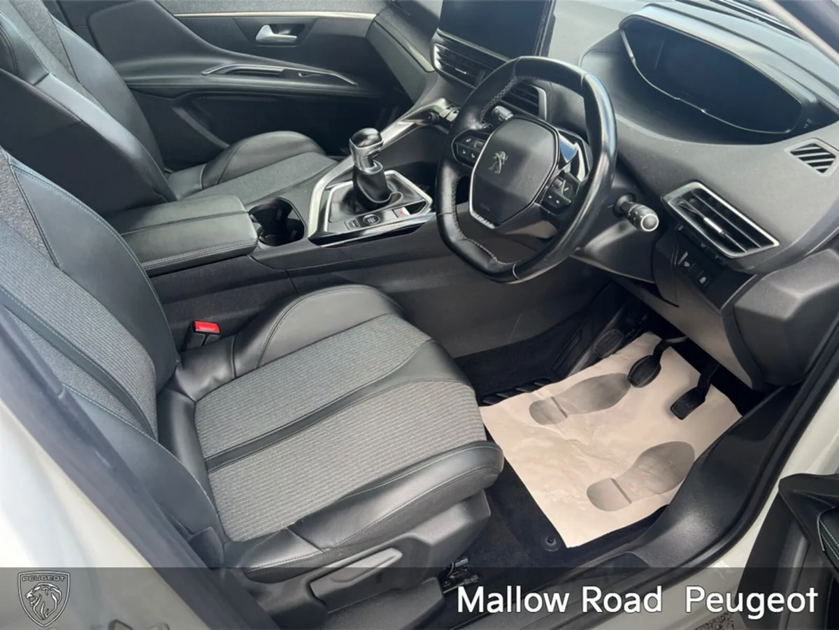 Peugeot 3008 FL ALLURE 1.5 BLUE HDI 13 130 6.2 - Image 2