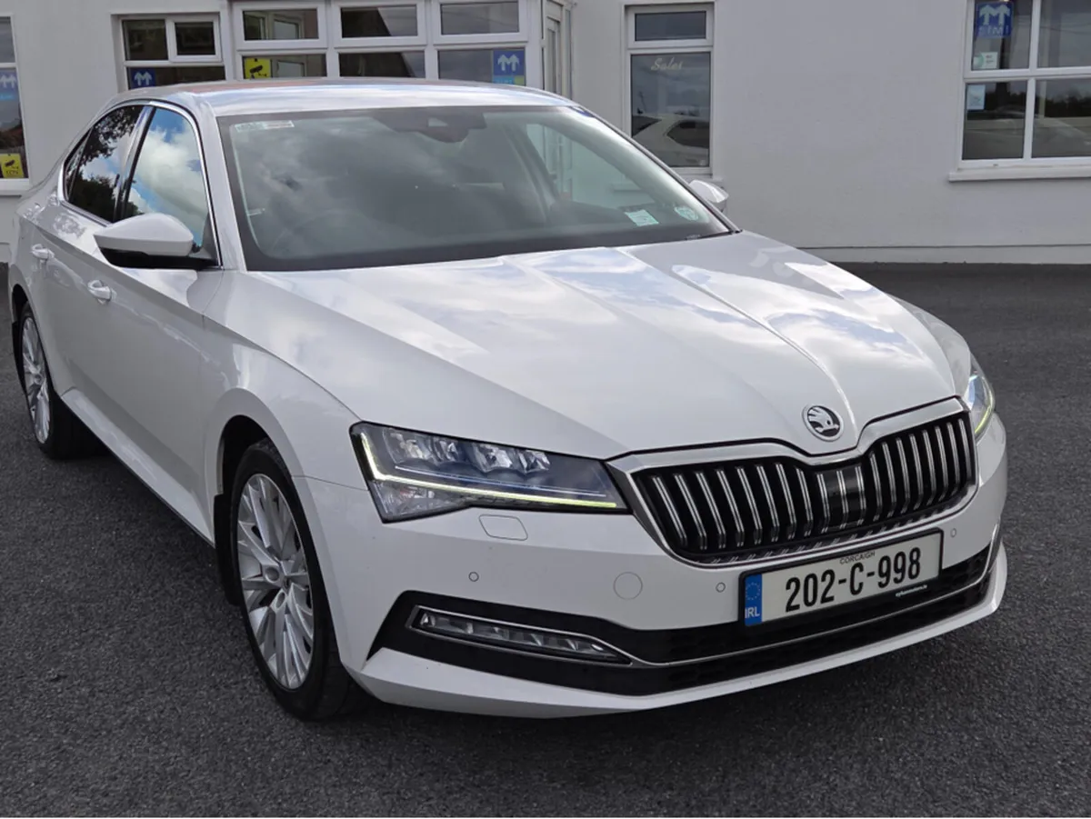 Skoda Superb STYLE 2.0 TDI 150HP 4DR - Image 2