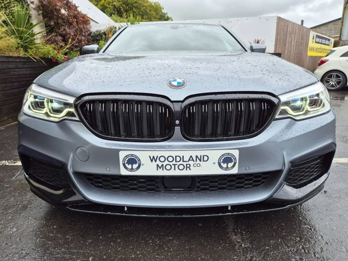 BMW 5 Series 520D Auto Xdrive M-sport / Pristine - Image 3