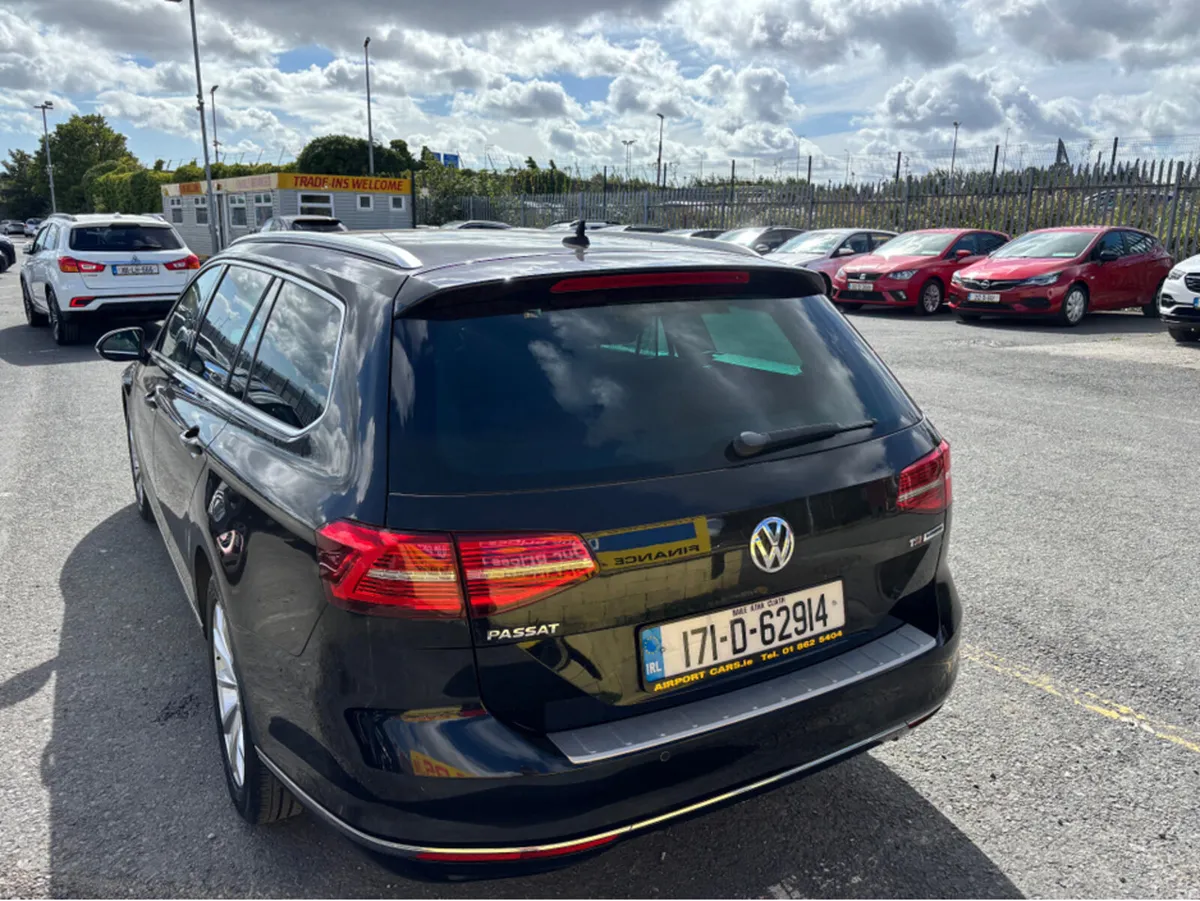 Volkswagen Passat 5DR AUTO Hi Line TSI - Image 4
