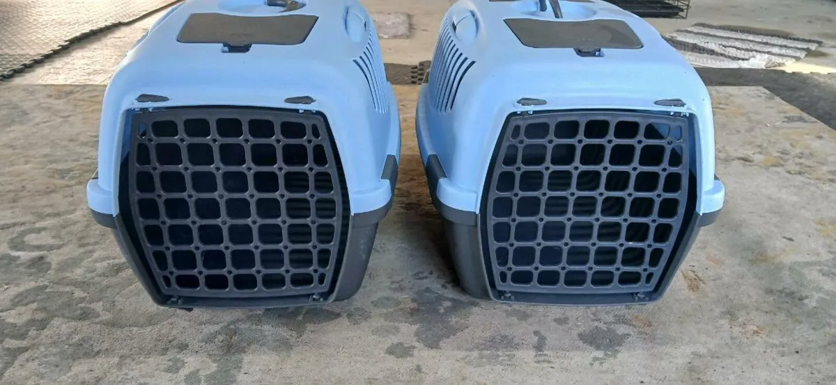 Dog Crate & 2 Pet Carrier Boxes Heat Lamp - Image 2