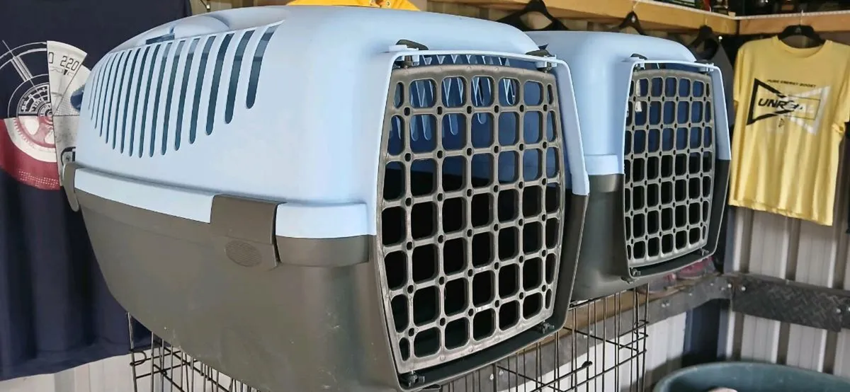 Dog Crate & 2 Pet Carrier Boxes Heat Lamp - Image 3