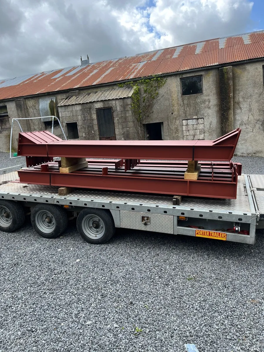 Shed 40 x 20 - Image 1