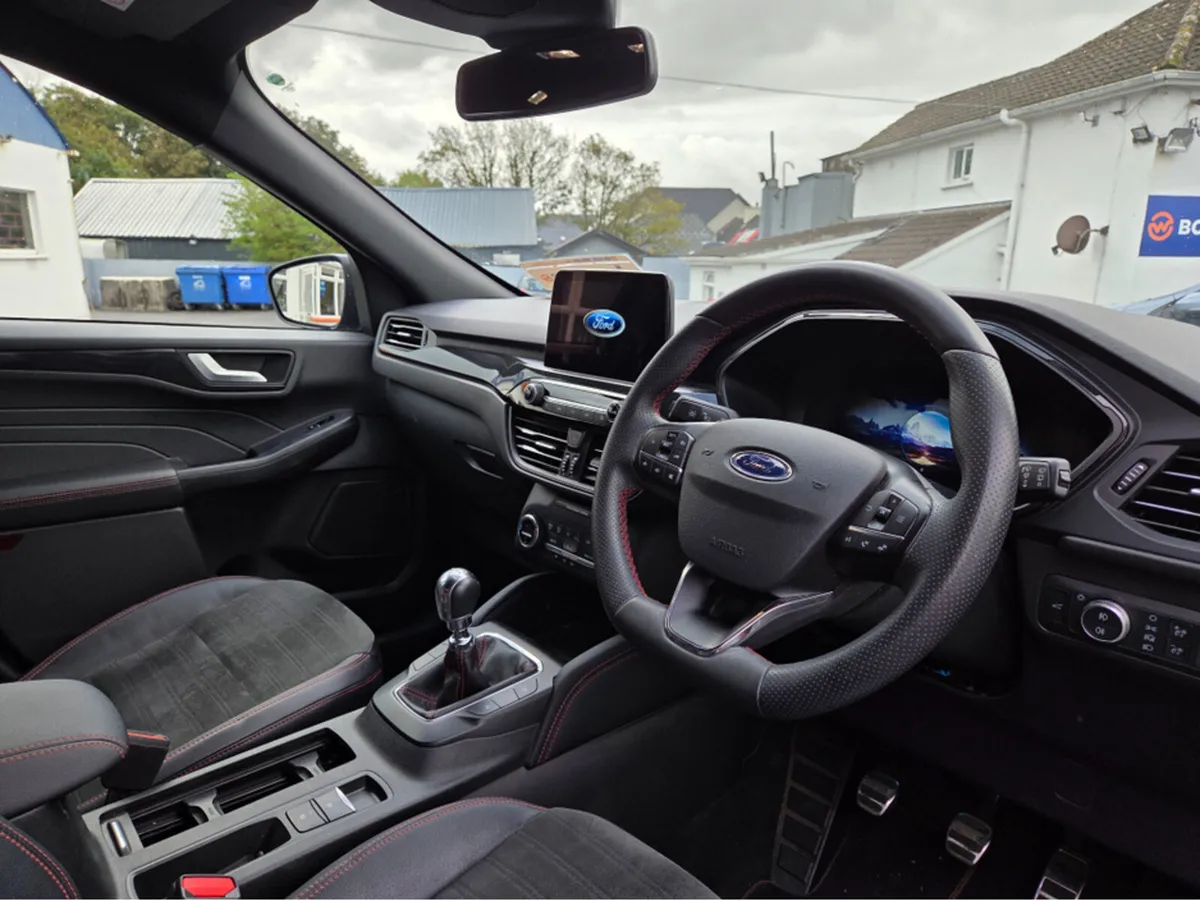 Ford Kuga ST-LINE EDITION ECOB ECOBLUE - Image 3