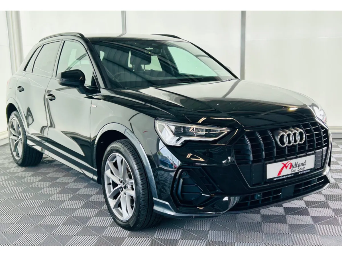 Audi Q3 S LINE BLCK 45 TFSI E EDITION BLACK - Image 3