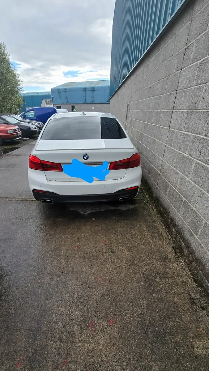 BMW G30 520D MSPORT PLUS - Image 2