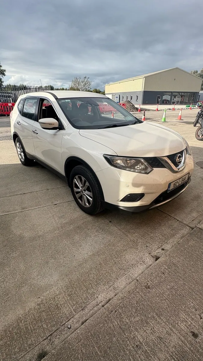 Nissan x trail - Image 1