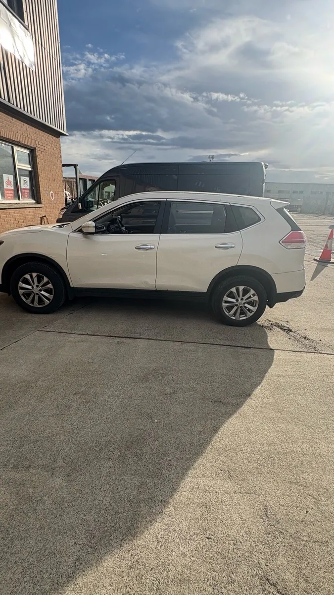 Nissan x trail - Image 4