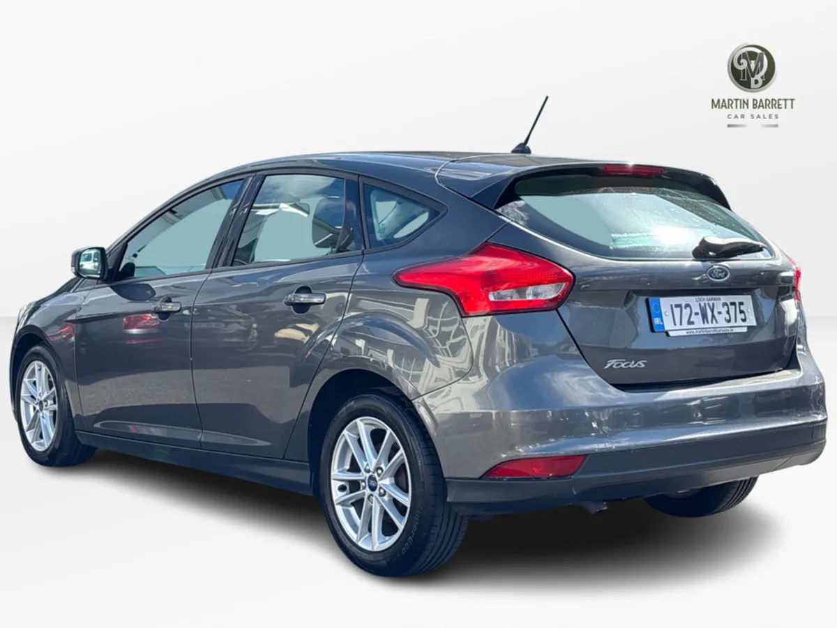 Ford Focus STYLE 1.5 TD 95PS 6SPEED 4 4DR - Image 4