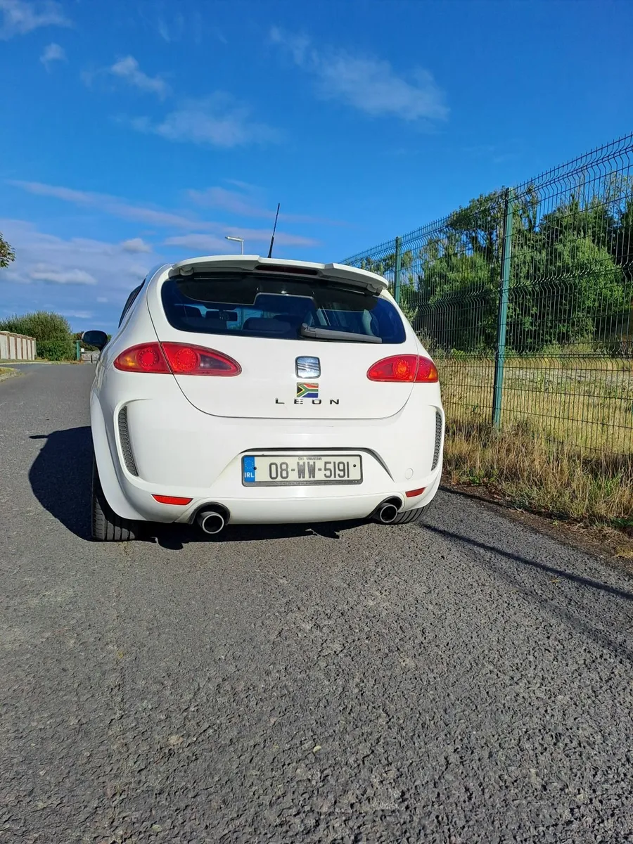 SEAT Leon 2008 - Image 2