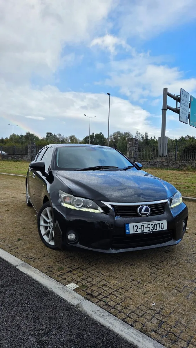 Lexus CT 2012 - Image 2