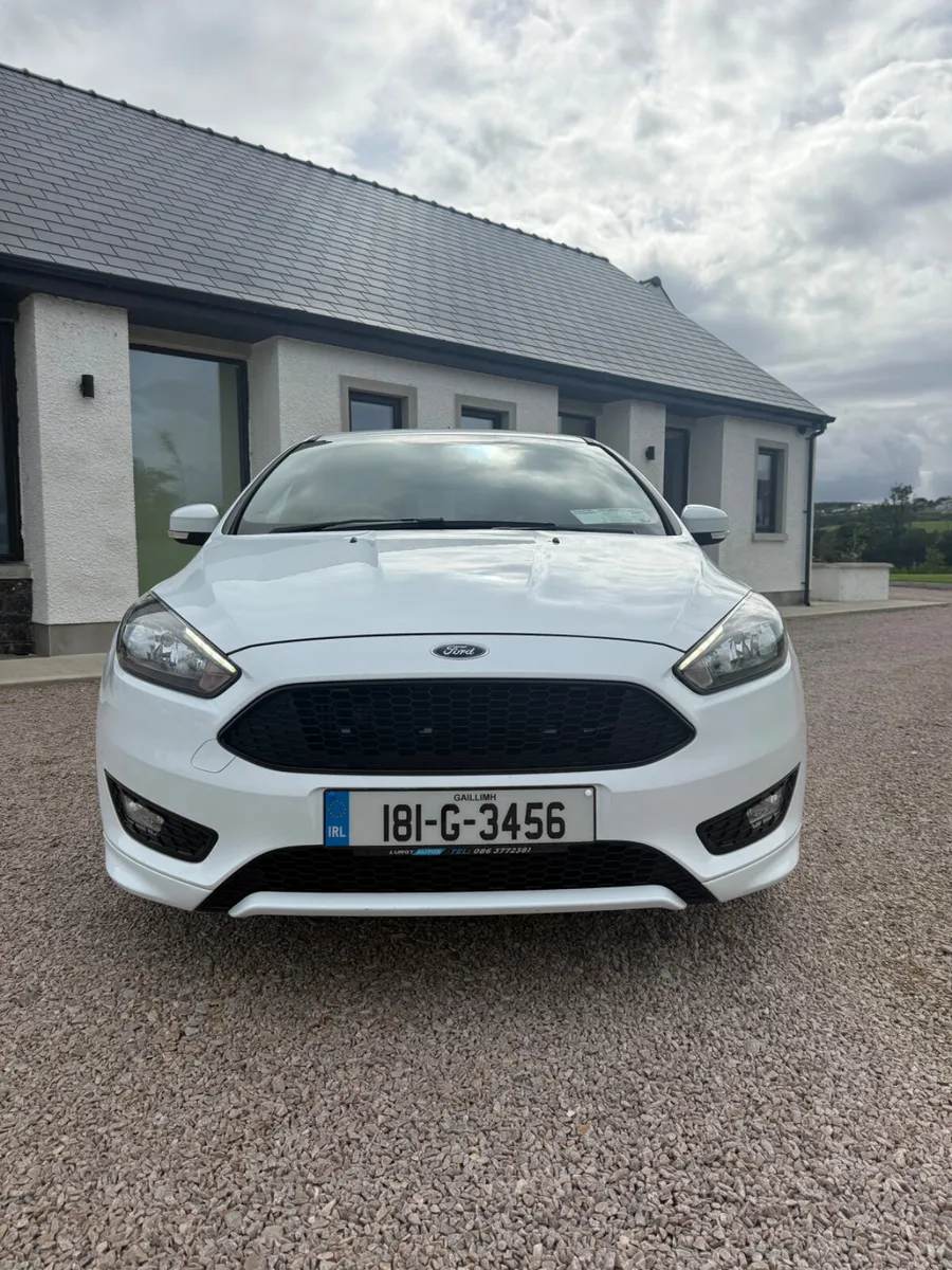 181 Ford Focus ST Line - Image 3
