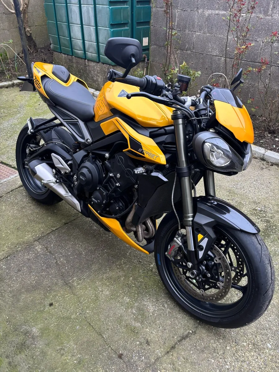 2023 Triumph 765RS - Image 3