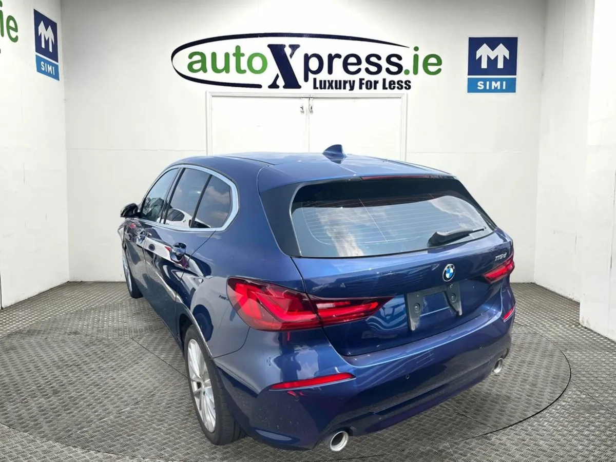 BMW 1-Series 118D PLAY ED JOY + HIGH LINE PKG Auto - Image 3
