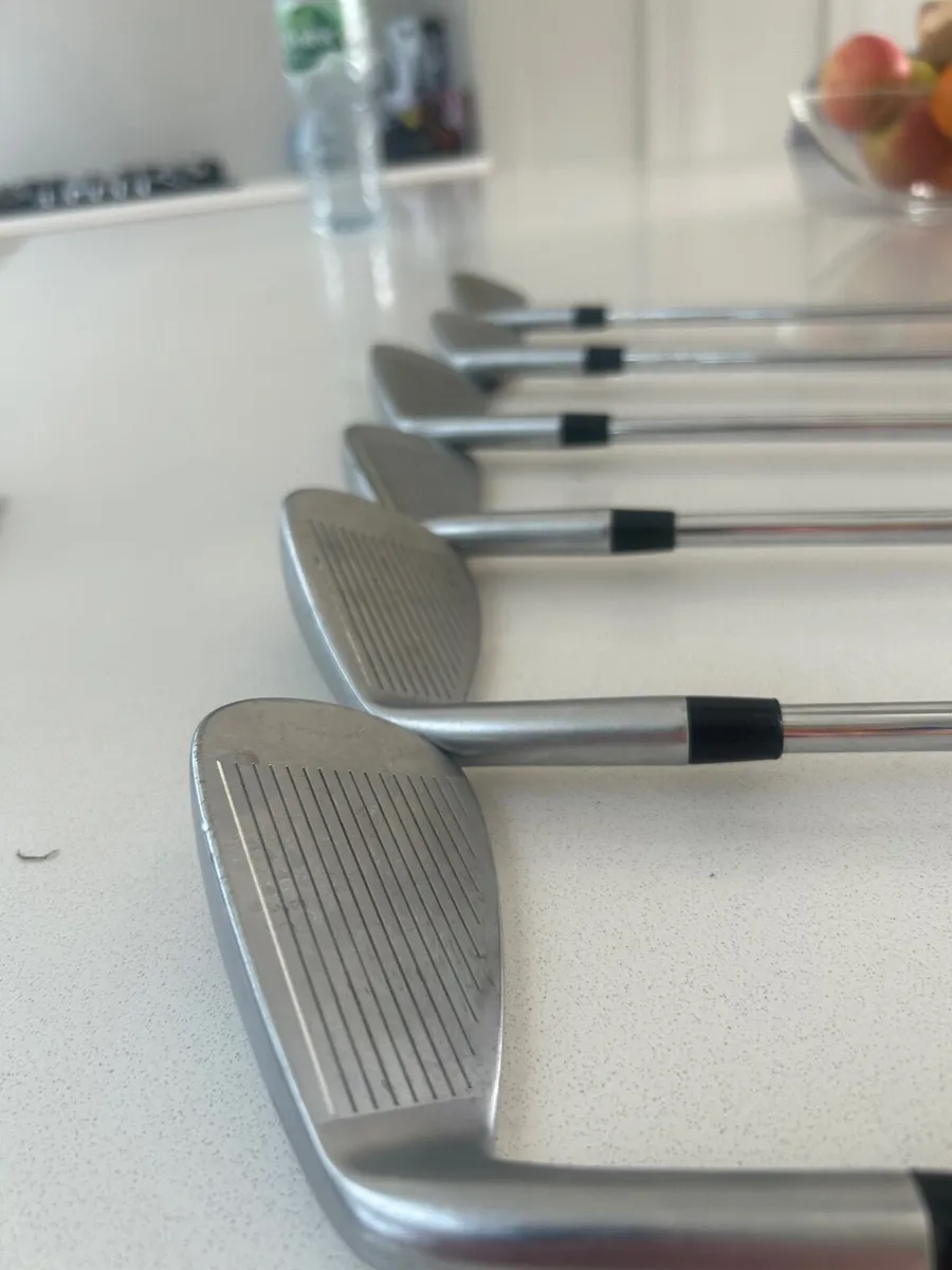 Cleveland launcher xl irons and ping wedge - Image 2