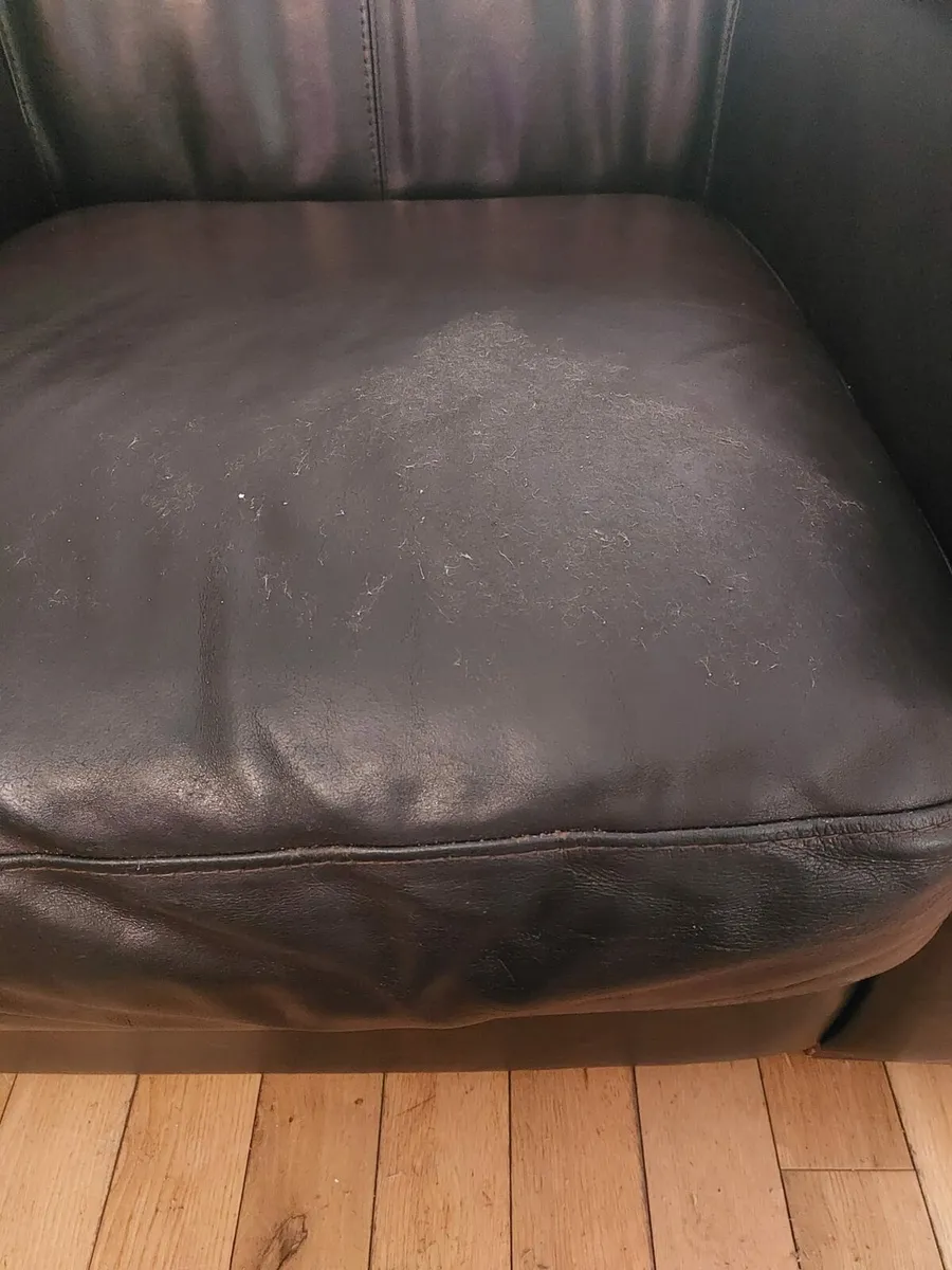 Couch & chair - Image 2
